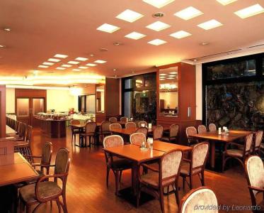 Sasebo Washington - 46