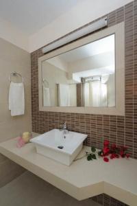 Cretan Garden Adults only 16plus - 7