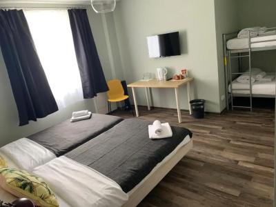 Capitol Zentrum - 24h - - 73