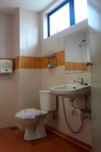 Grand Inn - Macalister Road - 29