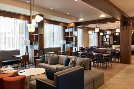 Hampton Inn Boston Seaport District - 1
