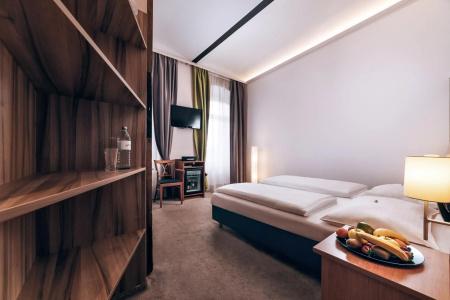 Boutique Donauwalzer - 1