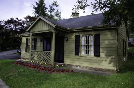 Hillwinds Inn - - 26