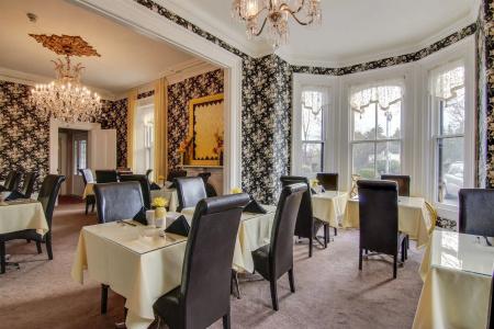 Stone Maiden Inn - 20
