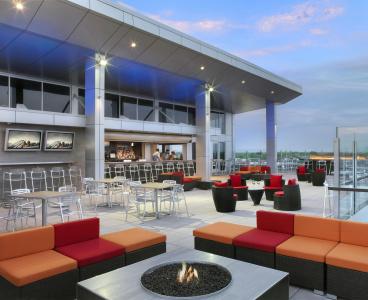 The Broadway - a DoubleTree by Hilton - 21