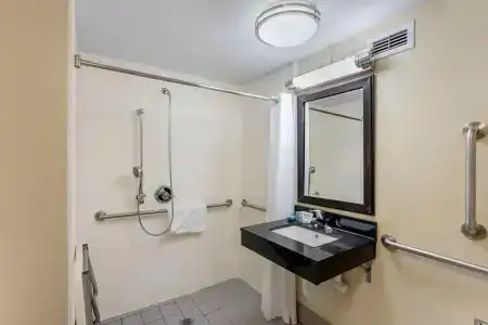 Best Western North - 9