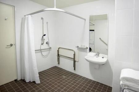 Quest Palmerston - - 39