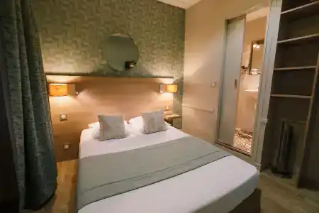 Hôtel du Dauphin - 6