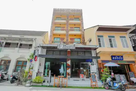 Nawarat Boutique Apartment - 0