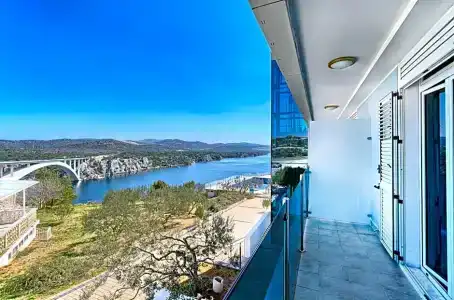 Panorama - 84