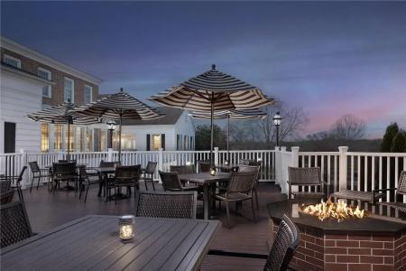 Virginia Crossings, Tapestry Collection by Hilton - 27