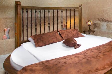 Romantic Cave - 13