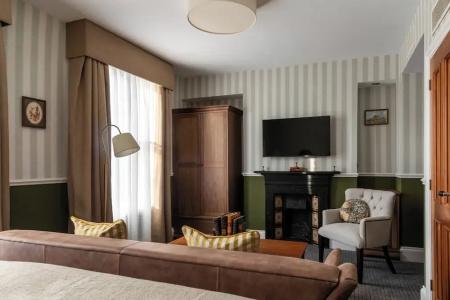 The Drayton Court - 169