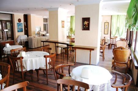 Triana - 10