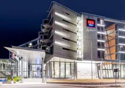 Park Inn by Radisson Oslo Airport - 0