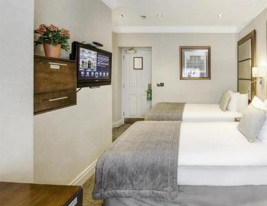 Langham Court - 2