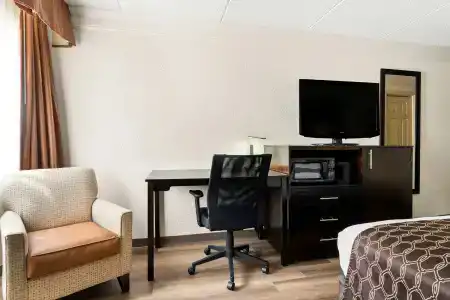 Best Western Riverside Inn - 51