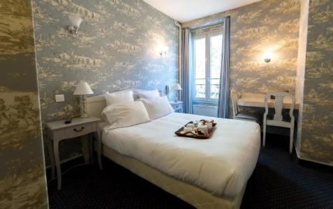 Regyn's Montmartre - 30