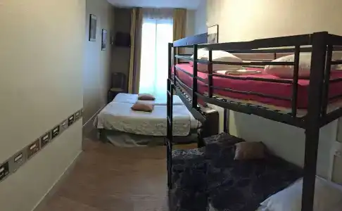 Hôtel des Ambassadeurs - 93