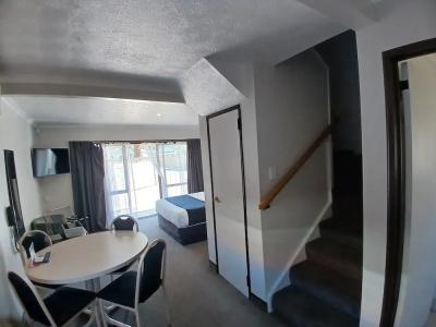 Palm City Motor Inn - 74