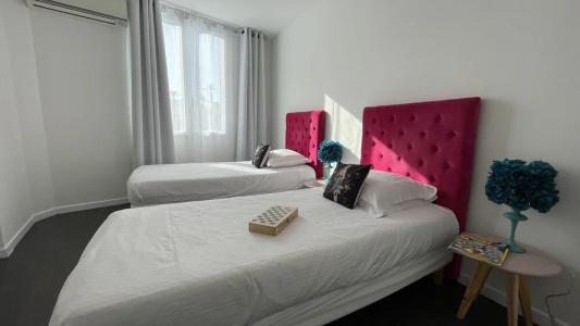 Hôtel Mademoiselle - 99
