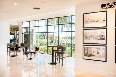 Hilton Palm Beach Airport - 7