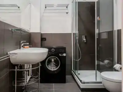 Suite in Center - 6