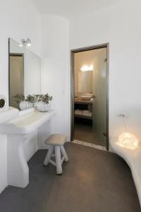 Suites of the Gods Cave Spa - 45