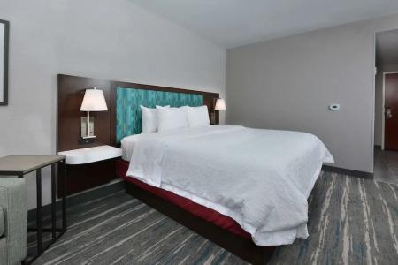 Hampton Inn & Suites Charlotte Northlake - 3