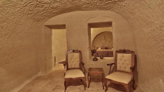 Phocas Cave Suites - 90