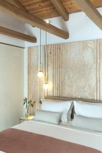 Mirabile Luxury Suites - 43