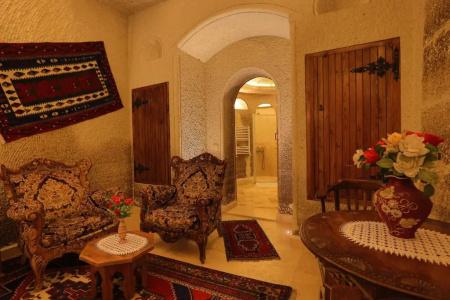 Safran Cave - 114