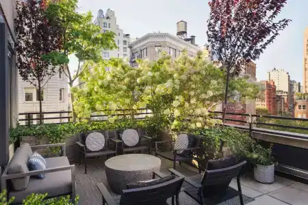 Smyth Tribeca - 140