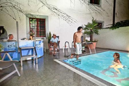 Roesli Guest House - 24