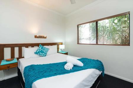 Cairns City - 80