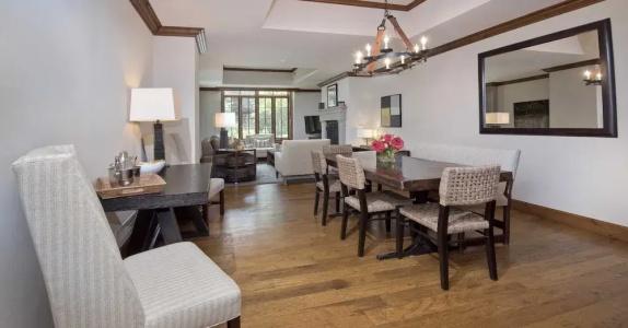 The Collection at the Ritz Carlton Residences - 54