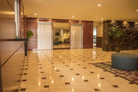 Tropical Studios At Marine Surf Waikiki - Free Parking - Best Location - Full Kitchen - Swimming Pool - 1