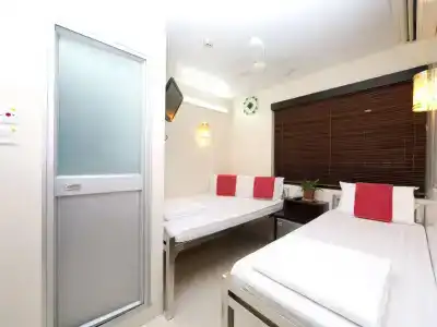 International Inn - 5