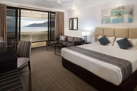 Rydges Esplanade - 63