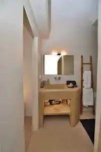 White Tinos Luxury Suites - 204