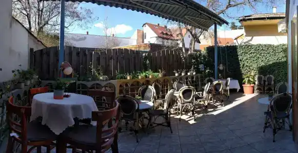 Várkapu Panzió - 13