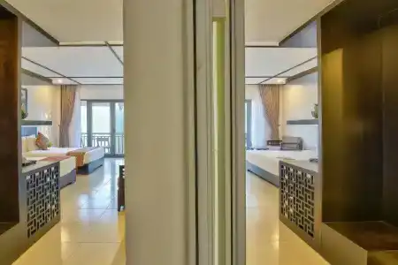 Golden Pearl - 106