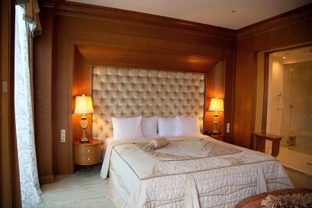Royal Casino Spa & Resort - 56