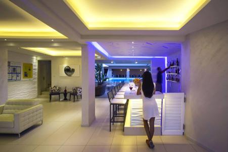 La Stella Suites - 26