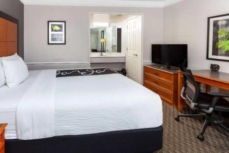 La Quinta Inn by Wyndham I-35 - 48