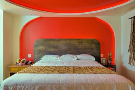 Romantic Inn & Suites - 40