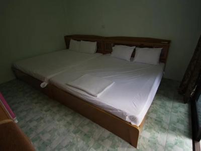Chaiwat - 22