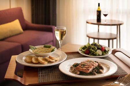 Crowne Plaza Dallas Market Center, An Ihg - 10