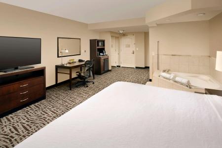 Hilton Garden Inn/Hanes Mall - 2