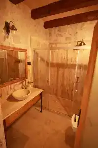 Sarnich Cave Suites - 41